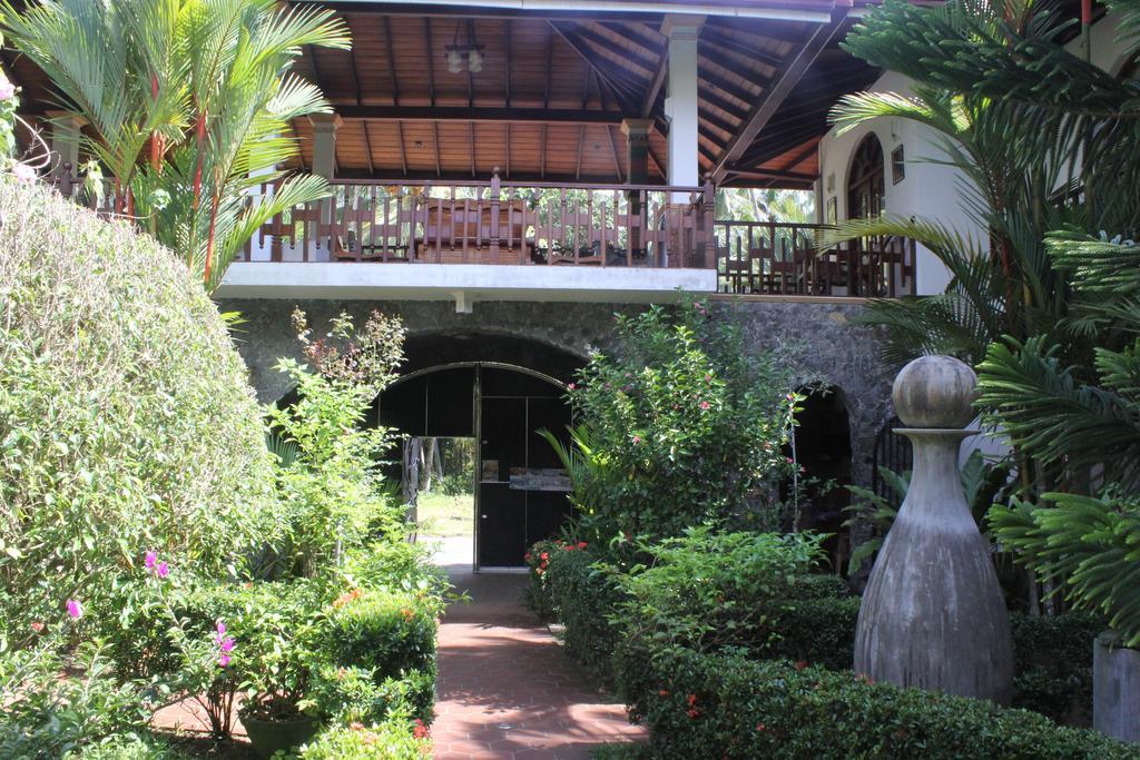 Hotel Bentota Village Buitenkant foto