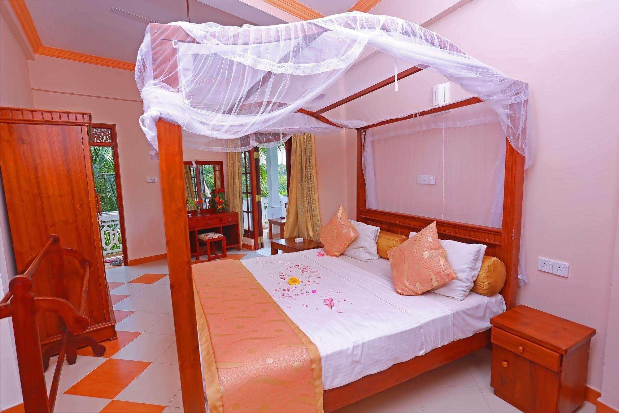 Hotel Bentota Village Buitenkant foto