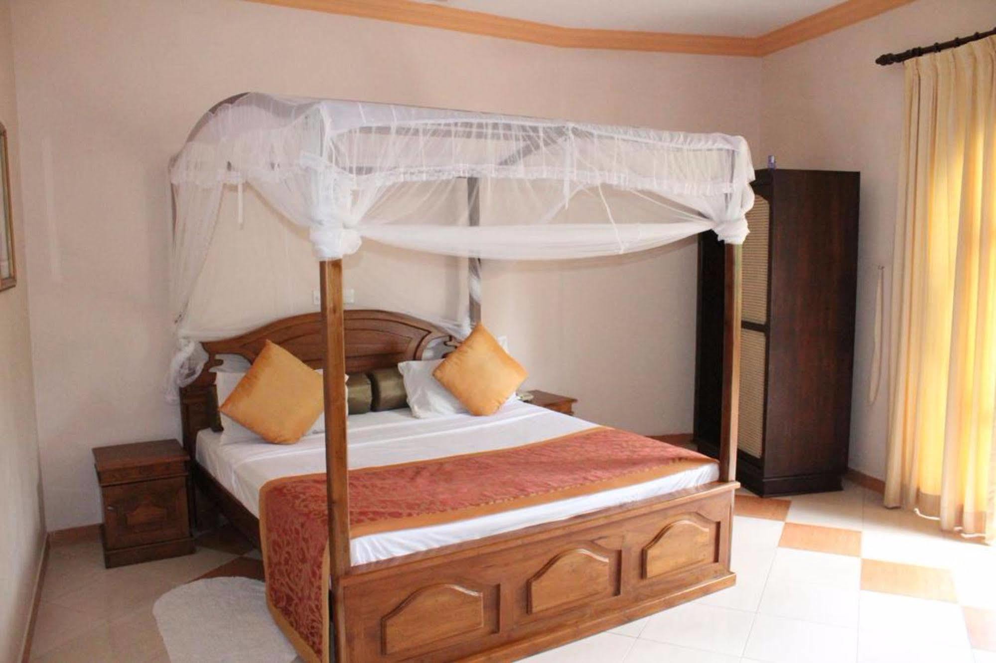 Hotel Bentota Village Buitenkant foto