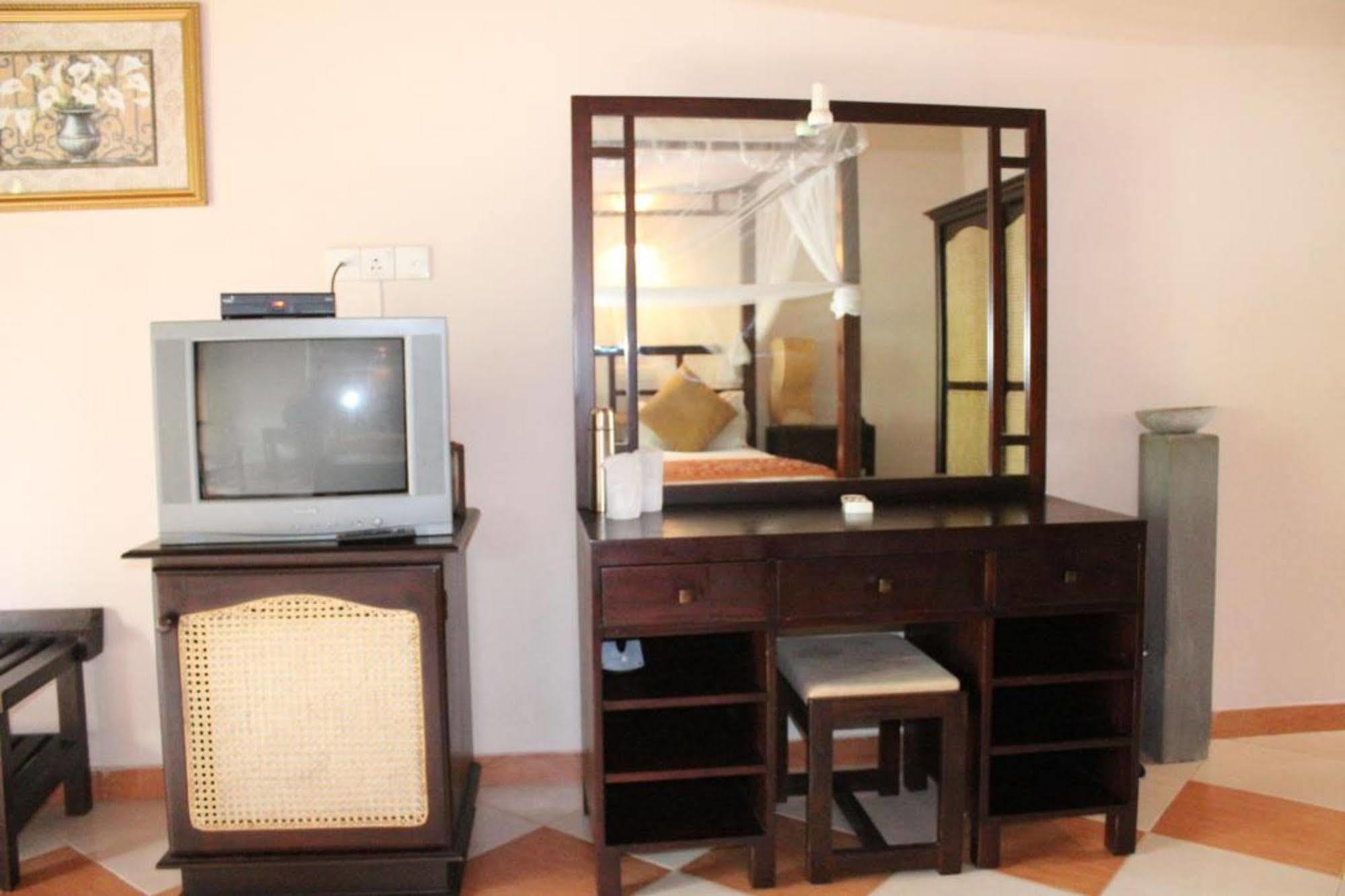 Hotel Bentota Village Buitenkant foto