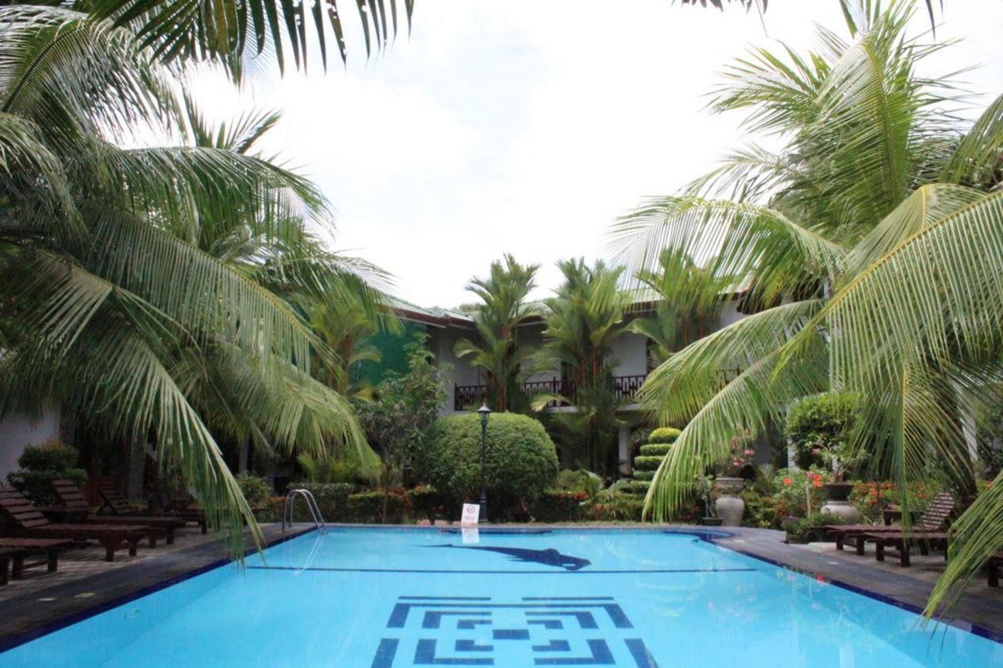 Hotel Bentota Village Buitenkant foto