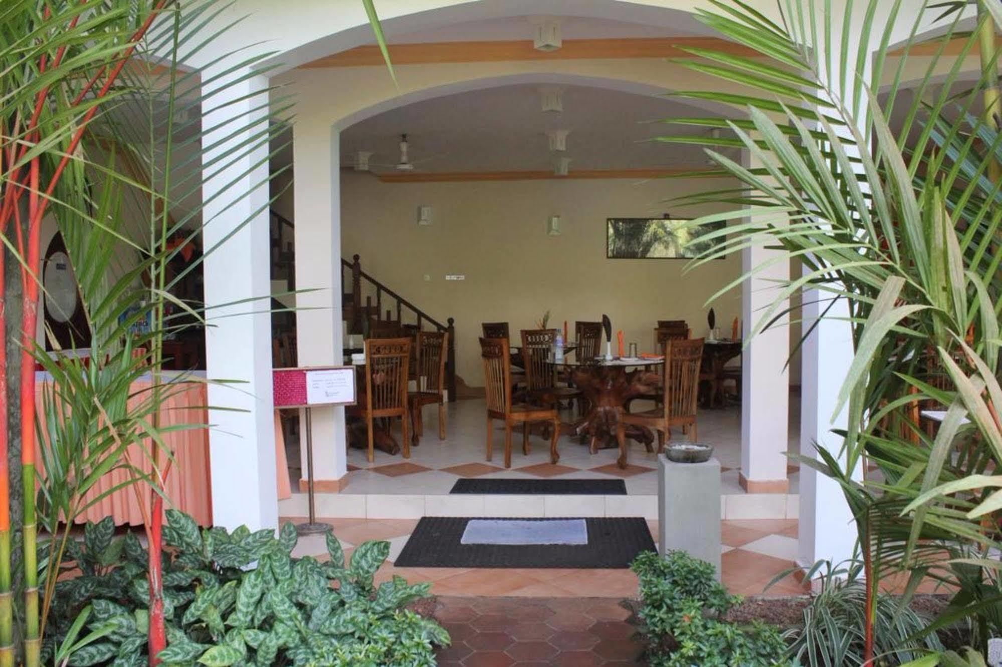 Hotel Bentota Village Buitenkant foto
